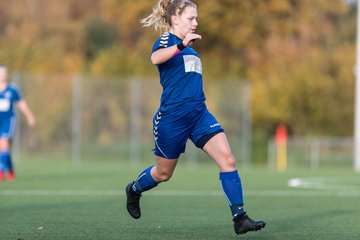 Bild 98 - F SSC Hagen Ahrensburg - SV Frisia 03 Risum-Lindholm : Ergebnis: 2:0